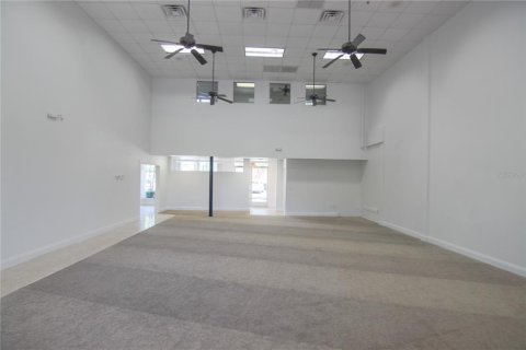 Immobilier commercial à vendre à Orlando, Floride: 238.02 m2 № 1386549 - photo 10