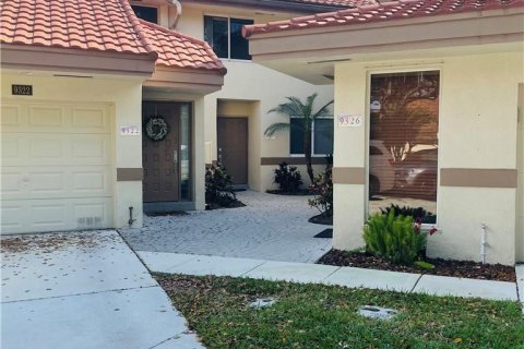 Copropriété à vendre à Plantation, Floride: 3 chambres, 139.73 m2 № 1118988 - photo 4