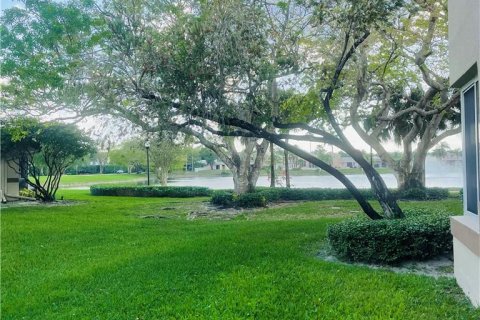 Condominio en venta en Plantation, Florida, 3 dormitorios, 139.73 m2 № 1118988 - foto 2