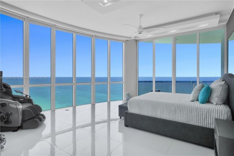 Condo in Sunny Isles Beach, Florida, 3 bedrooms  № 1189256 - photo 3