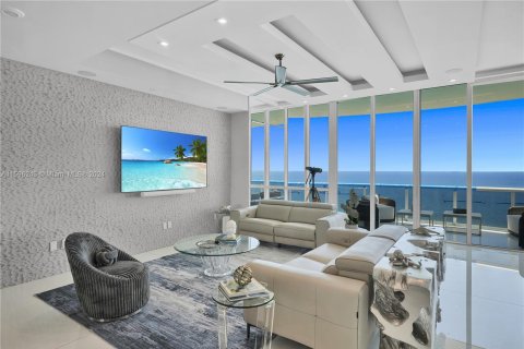 Condo in Sunny Isles Beach, Florida, 3 bedrooms  № 1189256 - photo 18