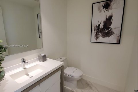 Condo in Sunrise, Florida, 1 bedroom  № 1404596 - photo 6