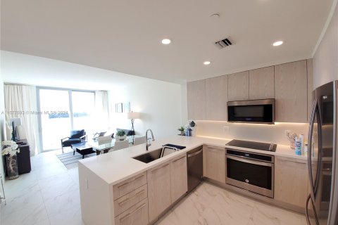 Condo in Sunrise, Florida, 1 bedroom  № 1404596 - photo 9