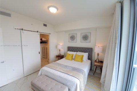 Condo in Sunrise, Florida, 1 bedroom  № 1404596 - photo 21