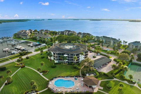 Copropriété à vendre à Vero Beach, Floride: 2 chambres, 174.66 m2 № 890343 - photo 1