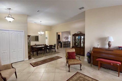 Villa ou maison à louer à Davenport, Floride: 4 chambres, 222.22 m2 № 1083324 - photo 9
