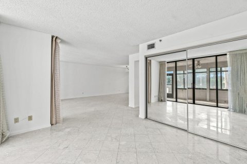 Condo in Boca Raton, Florida, 3 bedrooms  № 1092936 - photo 9