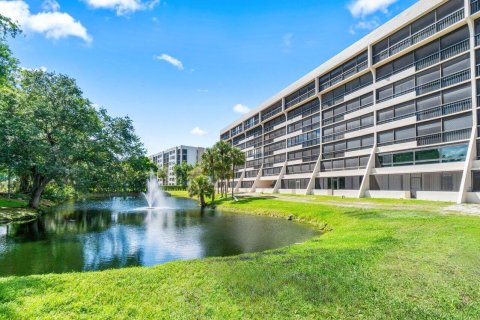 Copropriété à vendre à Boca Raton, Floride: 3 chambres, 146.97 m2 № 1092936 - photo 1