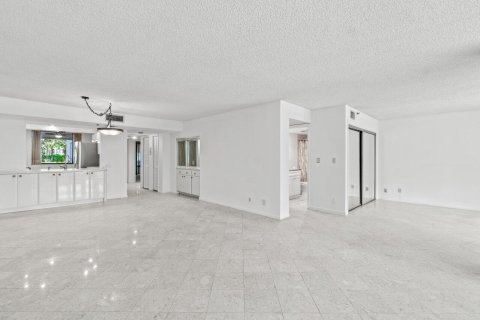 Condo in Boca Raton, Florida, 3 bedrooms  № 1092936 - photo 21