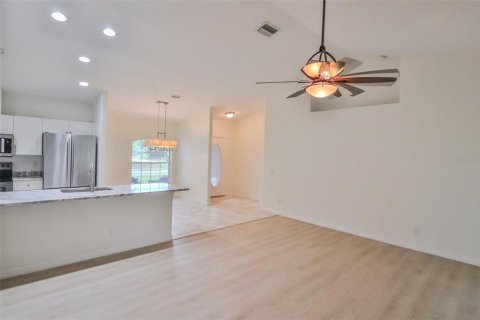 Casa en venta en North Port, Florida, 3 dormitorios, 136.1 m2 № 1283076 - foto 15