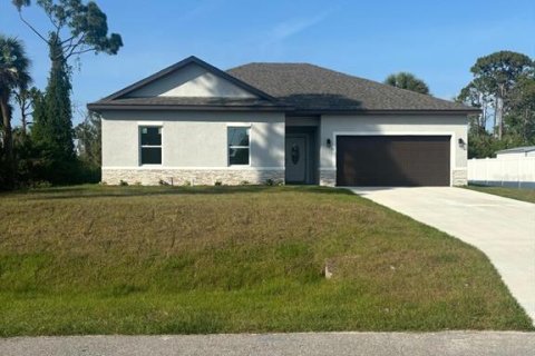 House in North Port, Florida 3 bedrooms, 152.08 sq.m. № 1143094 - photo 1