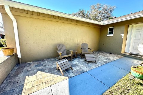 House in Port Richey, Florida 2 bedrooms, 133.04 sq.m. № 1416796 - photo 4