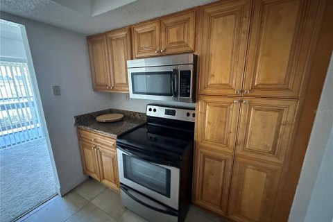 Condominio en venta en Orlando, Florida, 2 dormitorios, 90.67 m2 № 999955 - foto 5