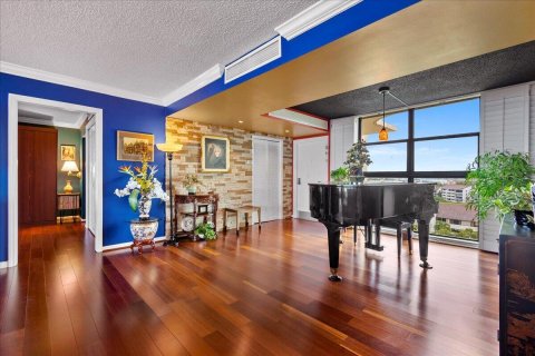 Condominio en venta en North Palm Beach, Florida, 2 dormitorios, 114.73 m2 № 652580 - foto 4