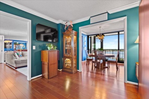 Condominio en venta en North Palm Beach, Florida, 2 dormitorios, 114.73 m2 № 652580 - foto 24