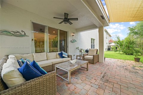 Villa ou maison à vendre à Miramar, Floride: 5 chambres, 257.43 m2 № 1178146 - photo 10