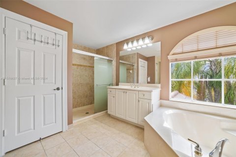 Casa en venta en Miramar, Florida, 5 dormitorios, 257.43 m2 № 1178146 - foto 14