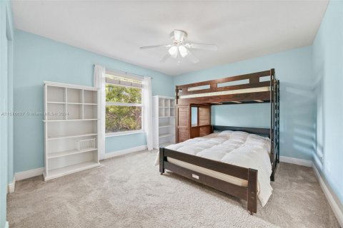 Casa en venta en Miramar, Florida, 5 dormitorios, 257.43 m2 № 1178146 - foto 15