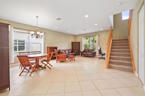 Casa en venta en Miramar, Florida, 5 dormitorios, 257.43 m2 № 1178146 - foto 5