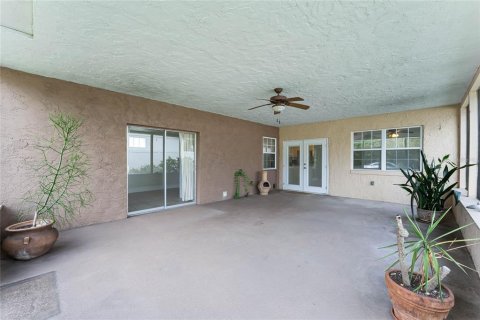 House in Orlando, Florida 2 bedrooms, 97.55 sq.m. № 1394132 - photo 18