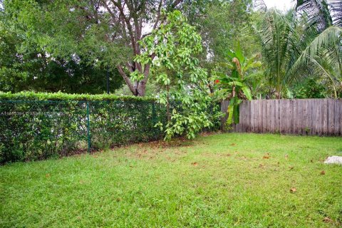 House in Homestead, Florida 3 bedrooms № 841214 - photo 8