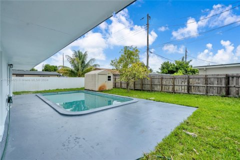 Villa ou maison à vendre à Miramar, Floride: 3 chambres, 104.52 m2 № 1328343 - photo 21