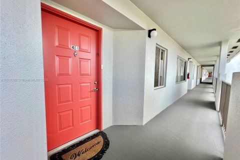Condominio en venta en Pembroke Pines, Florida, 2 dormitorios, 105.63 m2 № 951431 - foto 21