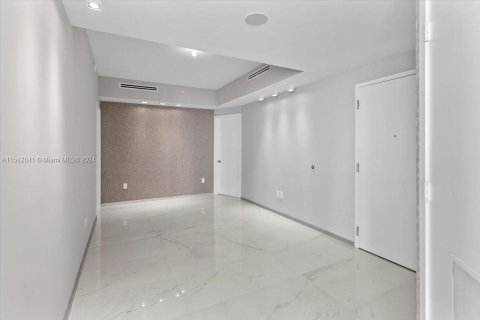 Copropriété à vendre à Miami, Floride: 3 chambres, 173.54 m2 № 942299 - photo 22