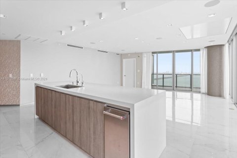 Copropriété à vendre à Miami, Floride: 3 chambres, 173.54 m2 № 942299 - photo 27