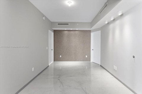 Copropriété à vendre à Miami, Floride: 3 chambres, 173.54 m2 № 942299 - photo 23