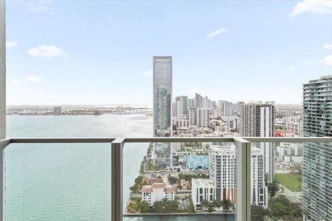 Condominio en venta en Miami, Florida, 3 dormitorios, 173.54 m2 № 942299 - foto 16