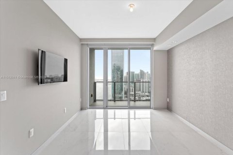 Condominio en venta en Miami, Florida, 3 dormitorios, 173.54 m2 № 942299 - foto 20