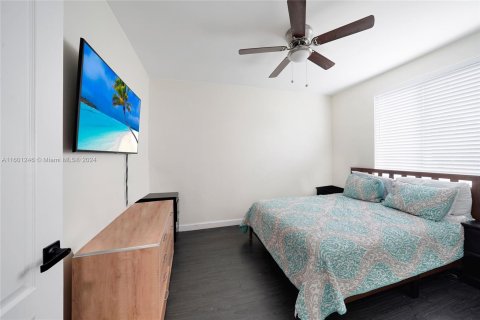 Condo in Miami, Florida, 3 bedrooms  № 1221044 - photo 16