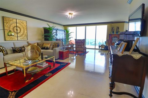 Copropriété à vendre à Aventura, Floride: 2 chambres, 276.85 m2 № 1309523 - photo 19