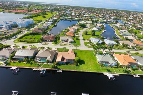 Casa en venta en Punta Gorda, Florida, 3 dormitorios, 205.22 m2 № 1356218 - foto 4