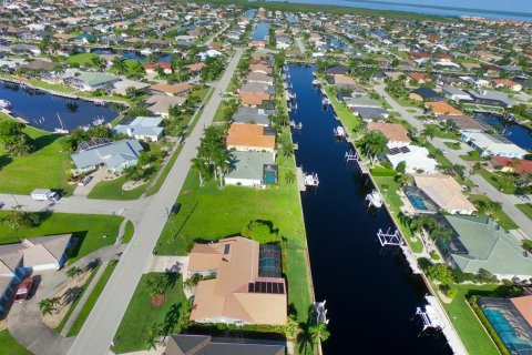 Casa en venta en Punta Gorda, Florida, 3 dormitorios, 205.22 m2 № 1356218 - foto 5