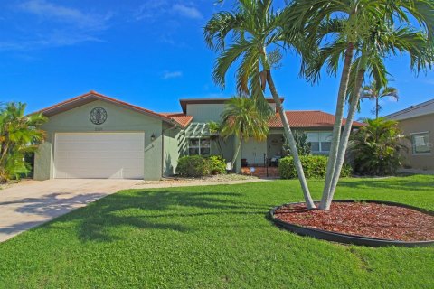 Casa en venta en Punta Gorda, Florida, 3 dormitorios, 205.22 m2 № 1356218 - foto 1