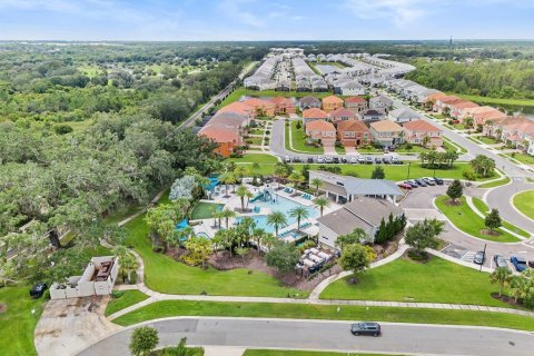 Villa ou maison à vendre à Kissimmee, Floride: 7 chambres, 331.2 m2 № 1276220 - photo 8