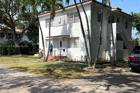 Immobilier commercial à vendre à Coral Gables, Floride: 223.15 m2 № 1180037 - photo 4