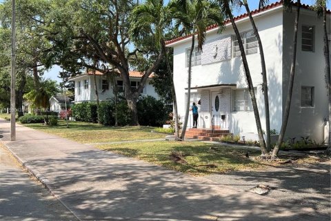 Immobilier commercial à vendre à Coral Gables, Floride: 223.15 m2 № 1180037 - photo 3