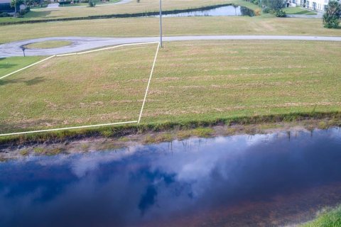 Land in Punta Gorda, Florida № 1336656 - photo 1