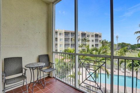 Condominio en venta en Pompano Beach, Florida, 2 dormitorios, 106.47 m2 № 1092580 - foto 18