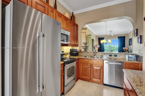 Condominio en venta en Pompano Beach, Florida, 2 dormitorios, 106.47 m2 № 1092580 - foto 9