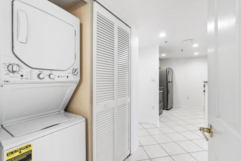 Copropriété à vendre à West Palm Beach, Floride: 1 chambre, 61.5 m2 № 1207493 - photo 18