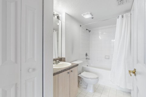 Copropriété à vendre à West Palm Beach, Floride: 1 chambre, 61.5 m2 № 1207493 - photo 19