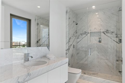 Copropriété à vendre à Sunny Isles Beach, Floride: 4 chambres, 356.74 m2 № 1358740 - photo 30