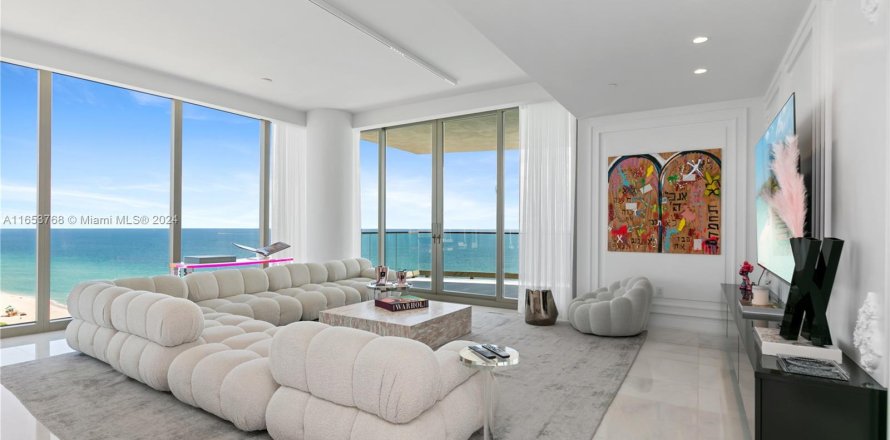 Condo à Sunny Isles Beach, Floride, 4 chambres  № 1358740