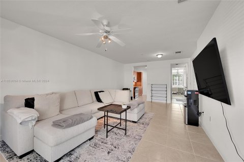 Condo in Fort Lauderdale, Florida, 1 bedroom  № 1358739 - photo 5