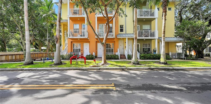 Condo in Fort Lauderdale, Florida, 1 bedroom  № 1358739