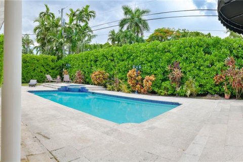 Villa ou maison à vendre à Coral Gables, Floride: 4 chambres № 1358785 - photo 10